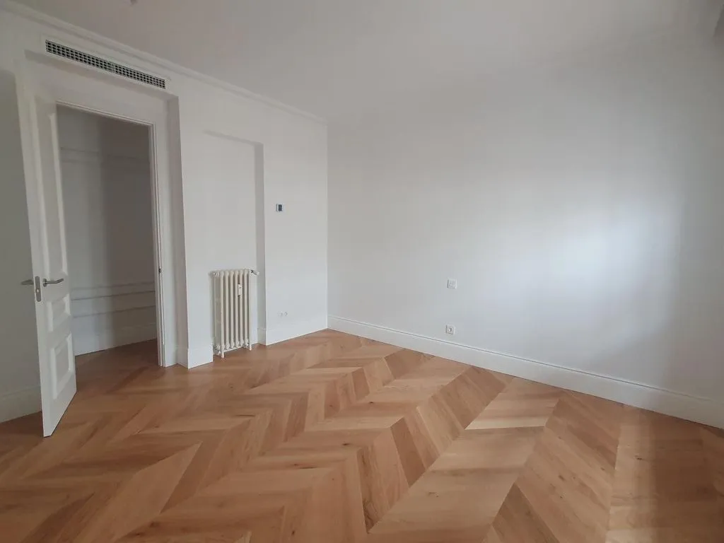 Pièces - Reformed Apartment with Views in Goya, Madrid