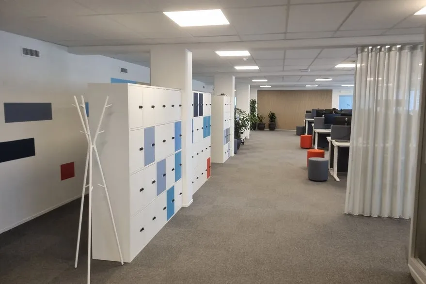 Kabinet - Office Space with Elevator near Ring 4