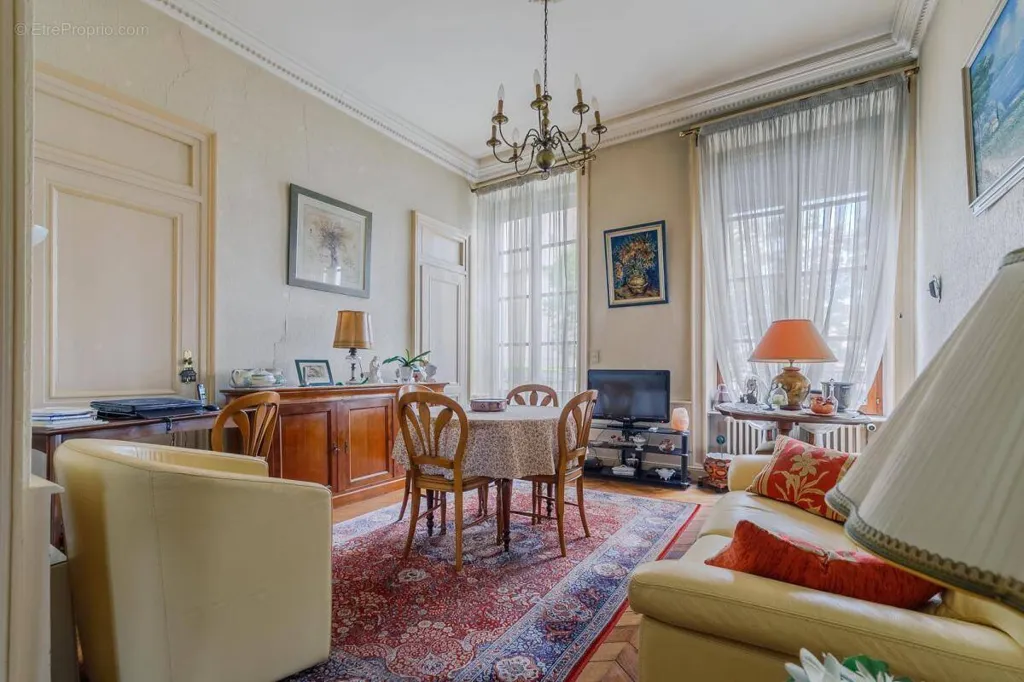 living_room
