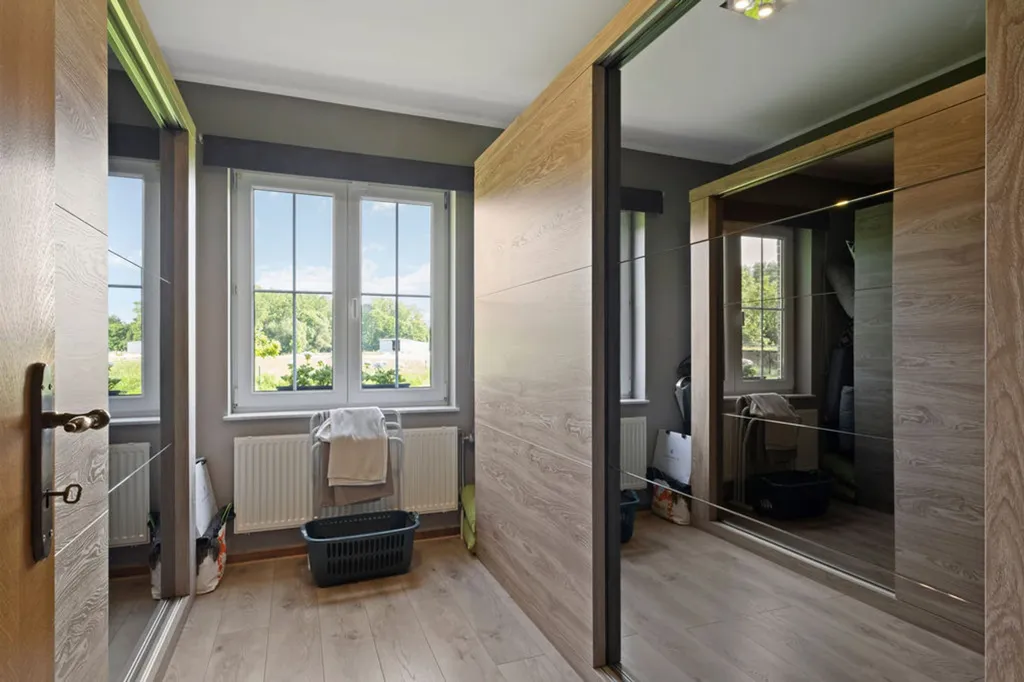 Stanze - House with Open Views in Merchtem