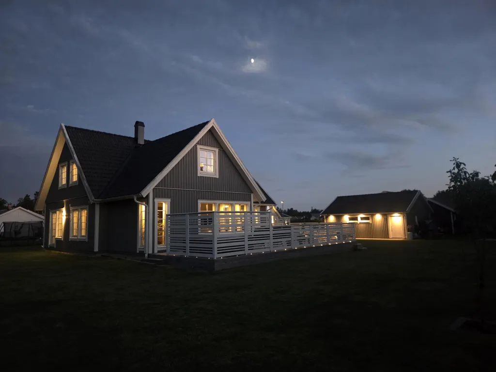 Välivaade - 5-Bedroom Villa with Double Garage in Saxnäs