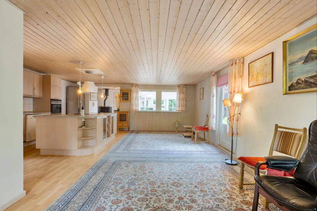 Elutuba - Charming Holiday Home with Garden in Melby