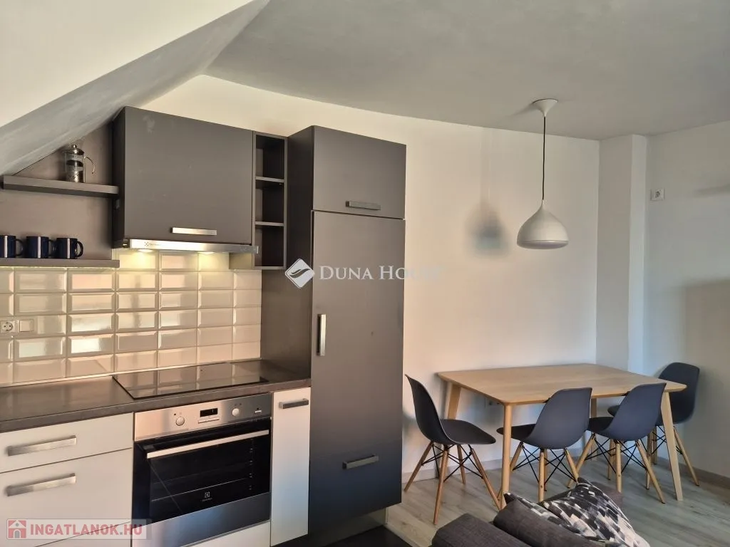 Cuisine - Modern Flat with Balcony in Tettye, Pécs