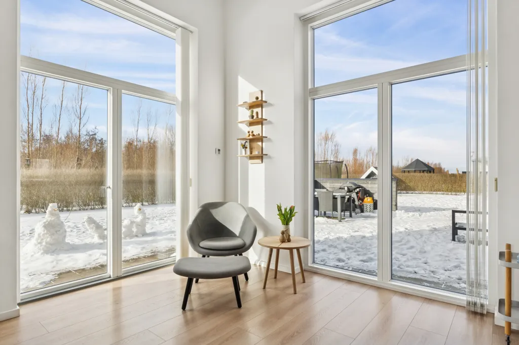 Séjour - Modern Villa with Lofted Living Room in Viborg