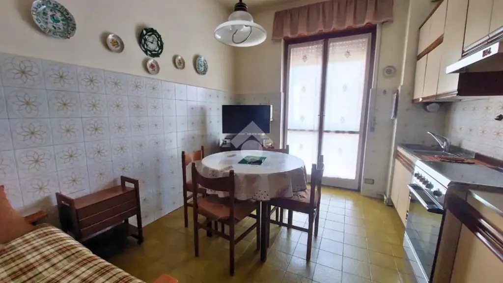 Salle à manger - Three-Bedroom Apartment with Balcony in Vittuone