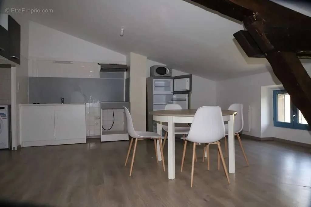 Söögituba - Renovated Multi-Unit Building with Parking in Foix