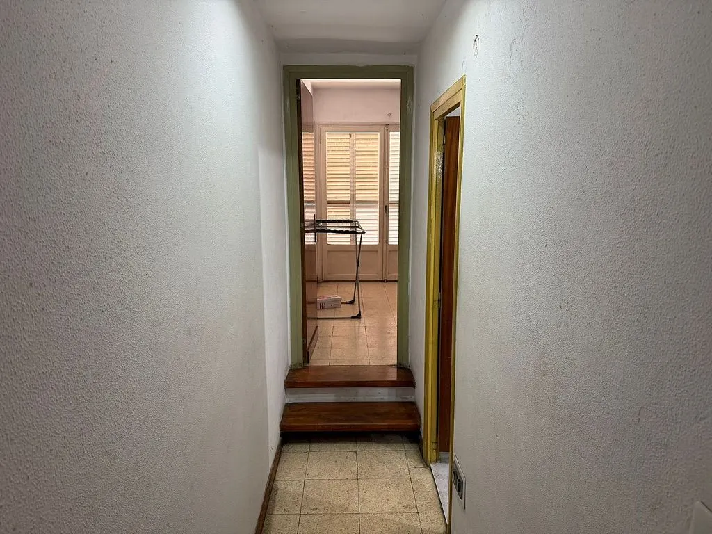 hallway_entrance