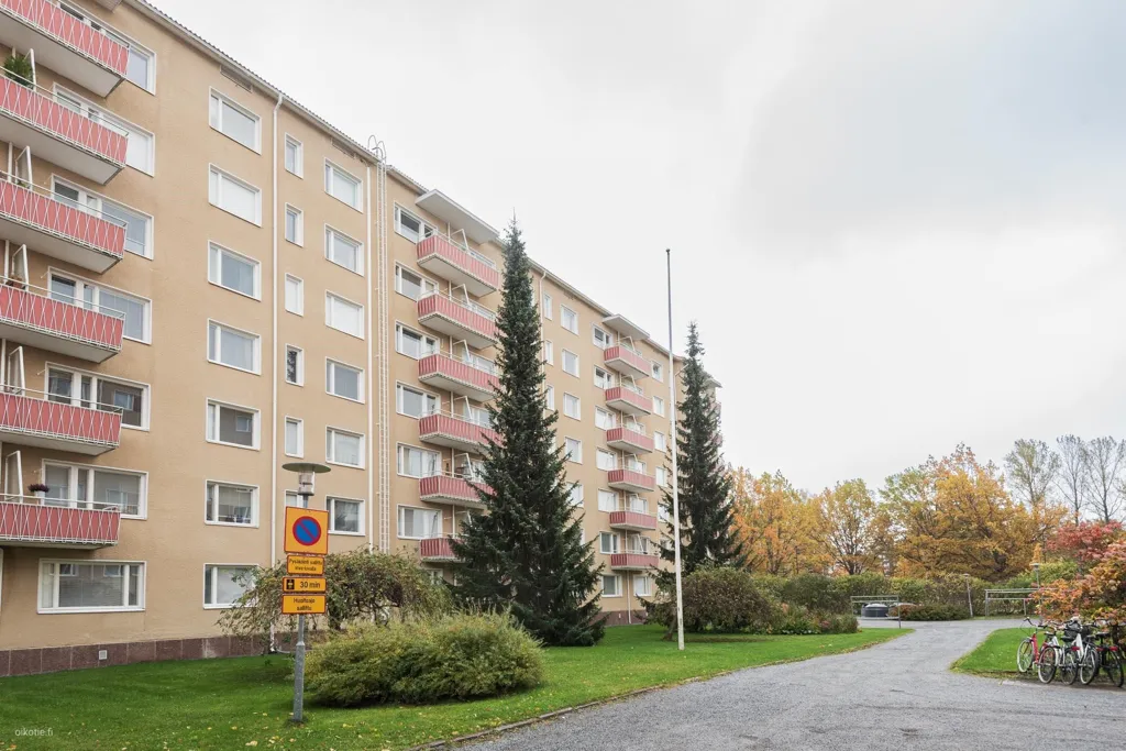 Välivaade - Sixth-Floor Flat with Balcony in Kaleva
