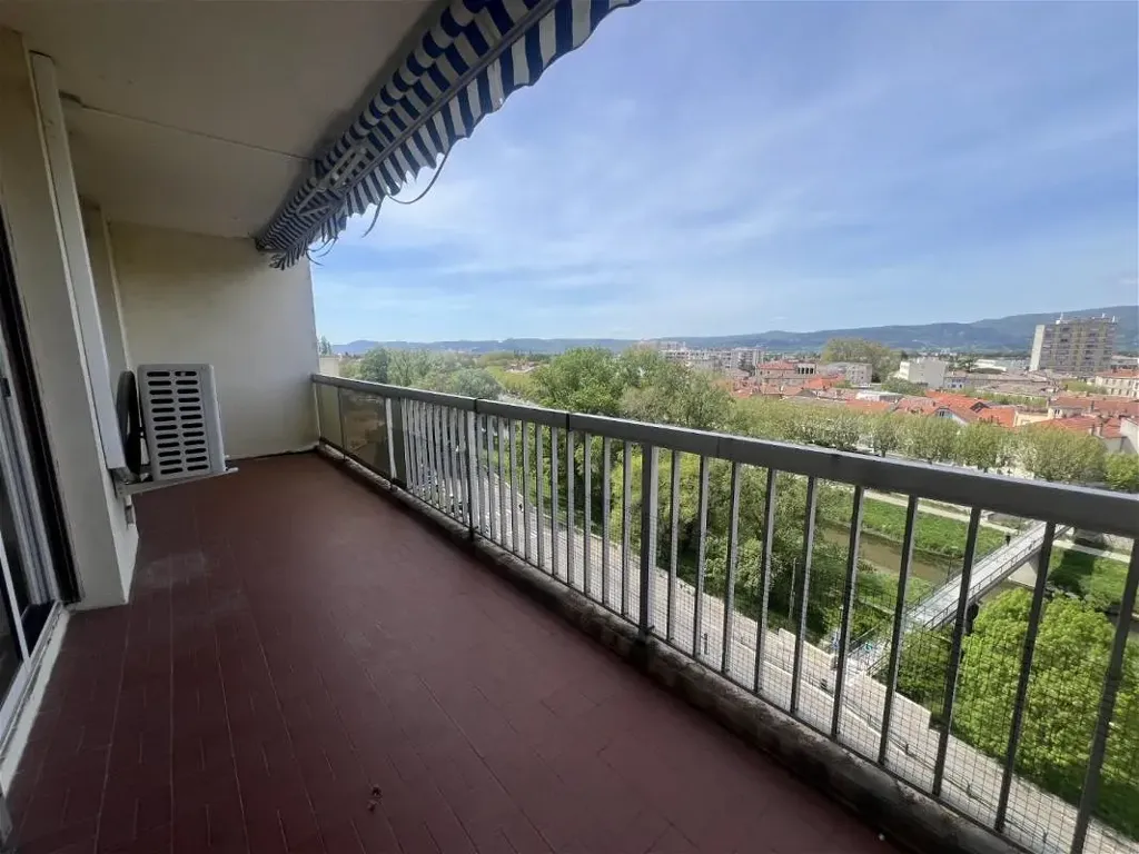 Balcon - Appartement avec terrasse et vue à Montélimar