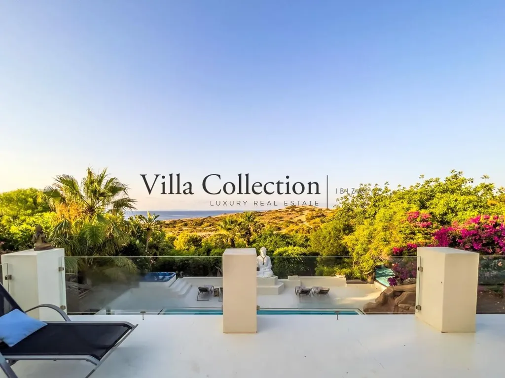 Piscine - Luxury Villa with Sea View in Cap Martinet