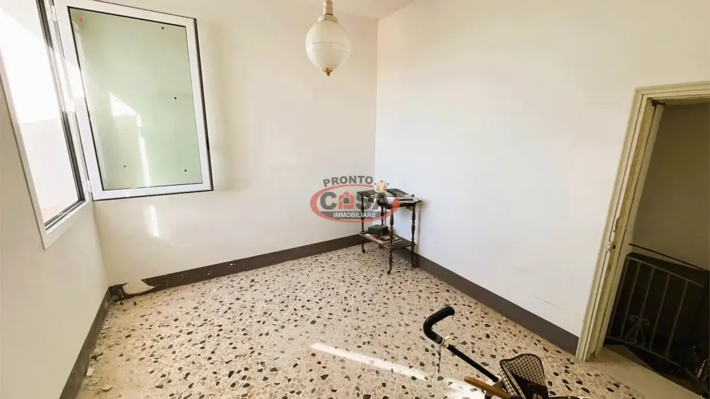 Toad - Residential Property with Veranda in Marsala