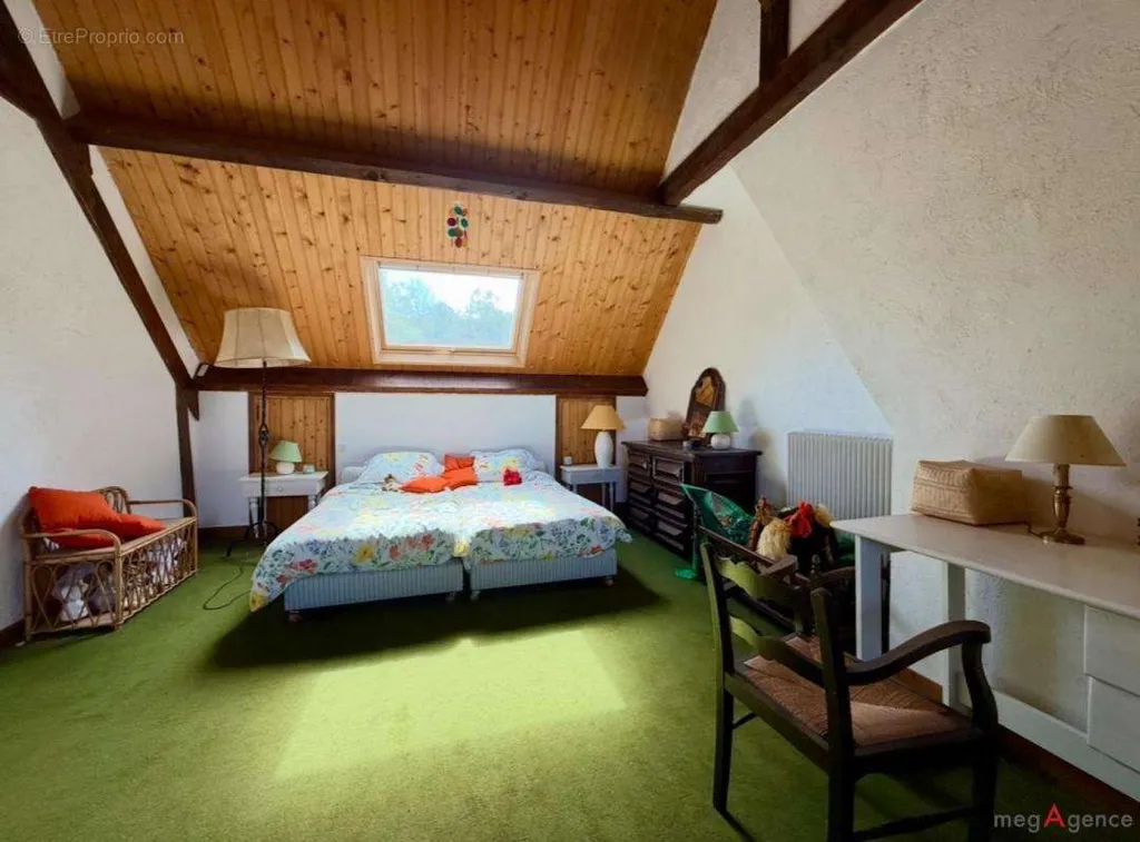 Chambres - Maison 6 pièces à Guer
