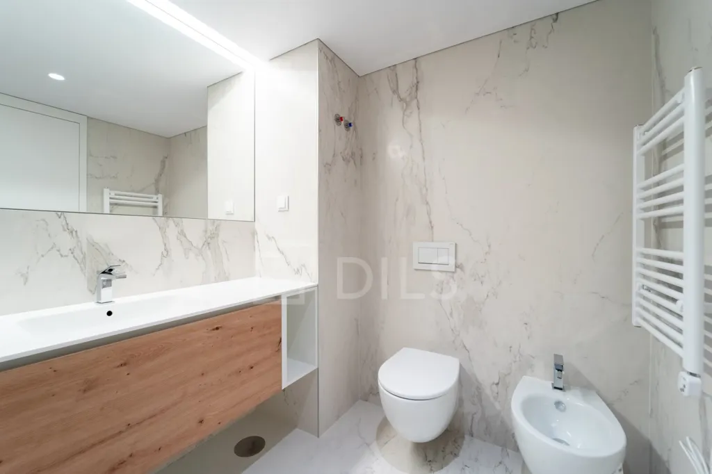 Salles de bain - T3 Apartment with River View in Vila Nova de Gaia