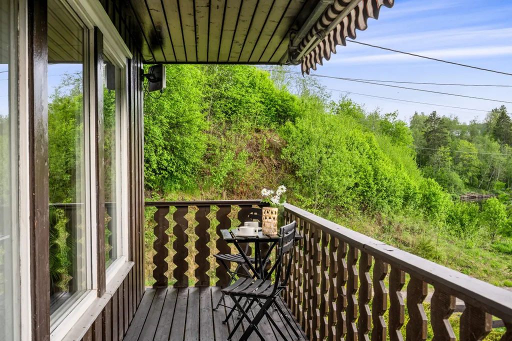 Balcon - Detached House with Double Garage in Nittedal