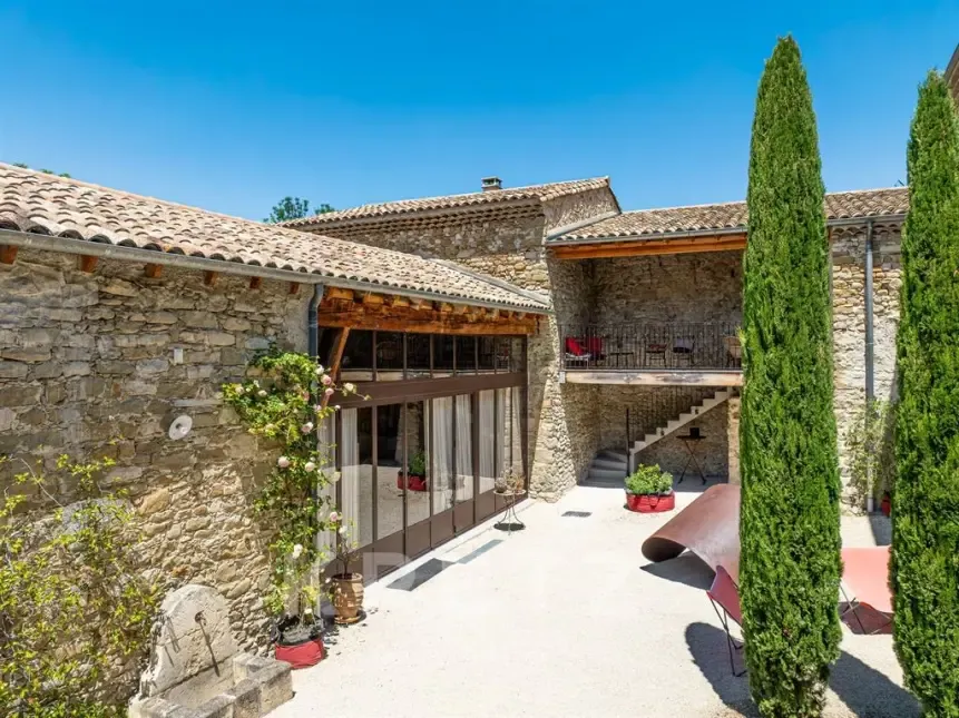 Aed - Patrimonial Home with Pool in Drôme Provençale