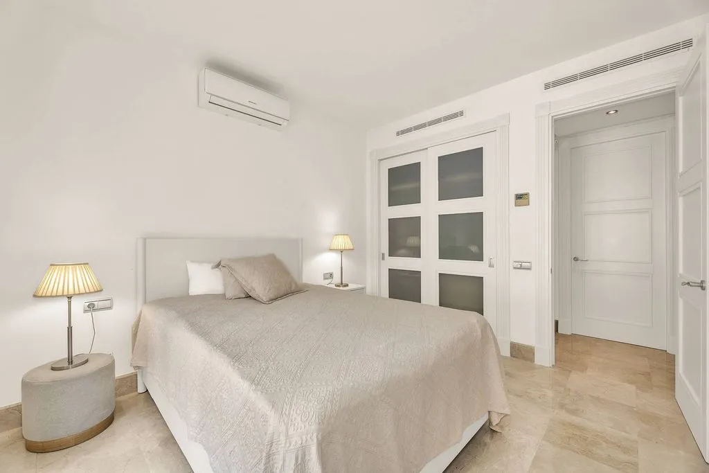 Magamistoad - Luxury Flat with Pool Views in Marbella East