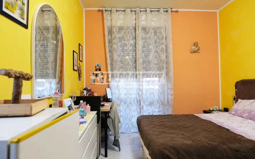 Bedrooms - 2-Bedroom Apartment with Terrace in Pieve Emanuele