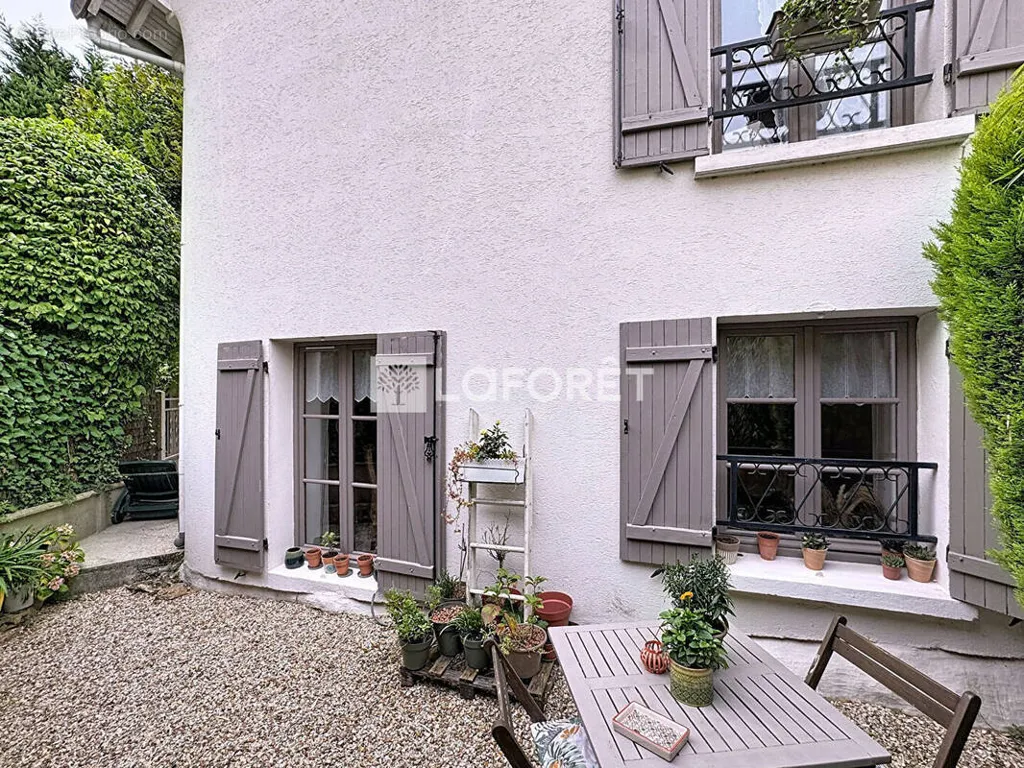 Terrasse - Maison 4 pièces à Orgeval