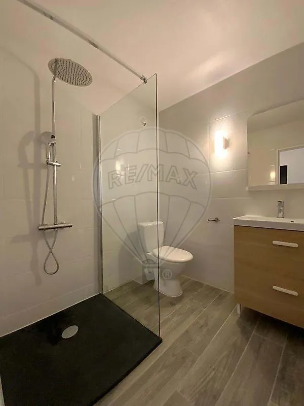 Vannitoad - Furnished Flat with Balcony in Pessac