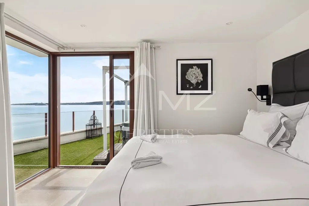 Chambres - Villa Rénovée avec Terrasse à Palm Beach, Cannes