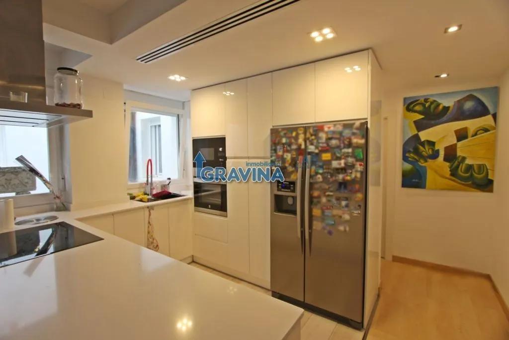 Cuisine - Bright Penthouse with Terrace in Seville