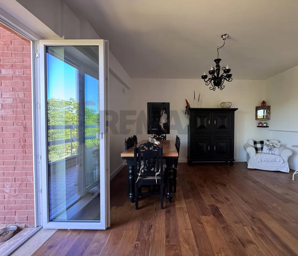 Salle à manger - Semi-detached Villa with Terrace in Campobasso