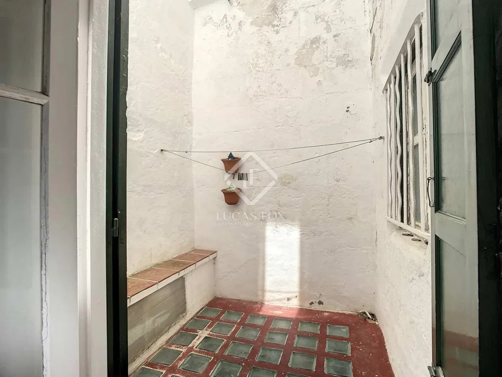 Giardino - Renovated Townhouse with Terraces in Mahón
