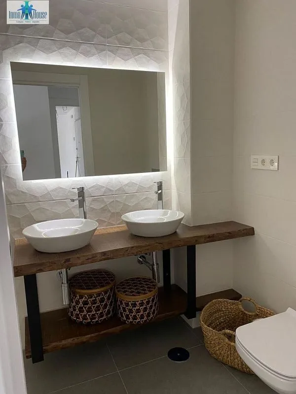 Vannitoad - Apartment with Pool in Hermanos Falcó