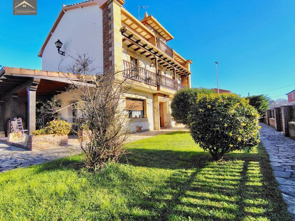 Extérieur - Rustic Chalet with Pool near Santander