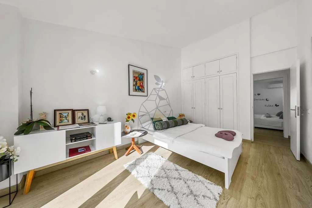 Bedrooms - 2-Bedroom Villa with Private Garden in Albufeira