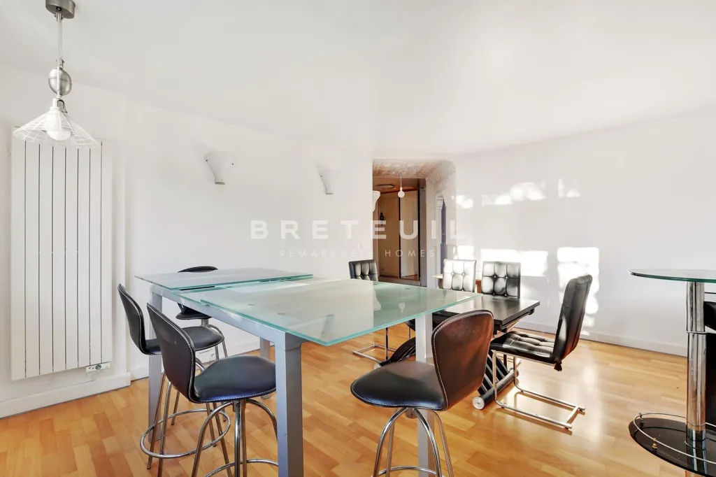 Salle à manger - Appartement 4 pièces à Paris 10ème