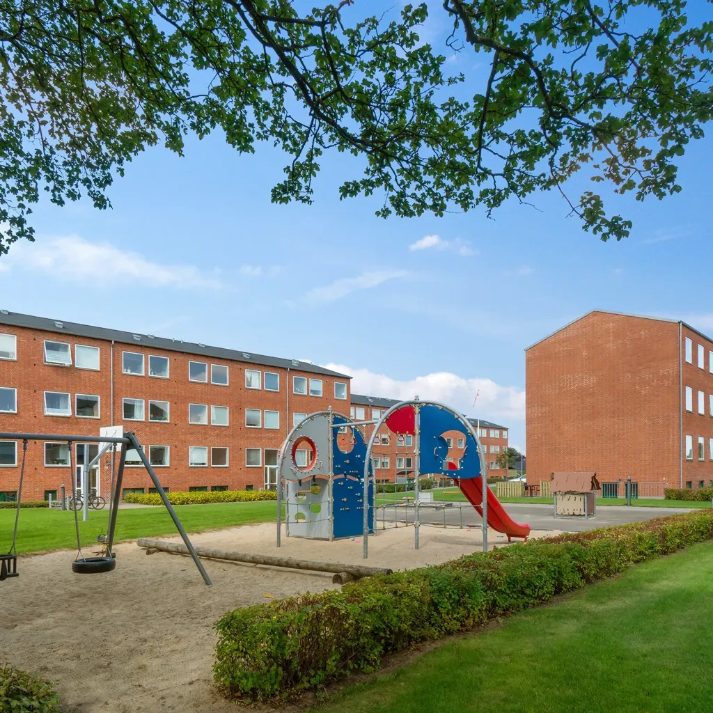 Jardin - Open-Ended Apartment with Balcony in Holstebro
