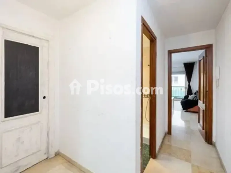 Ingresso - Student Flat with Balcony in Pedro Antonio de Alarcón