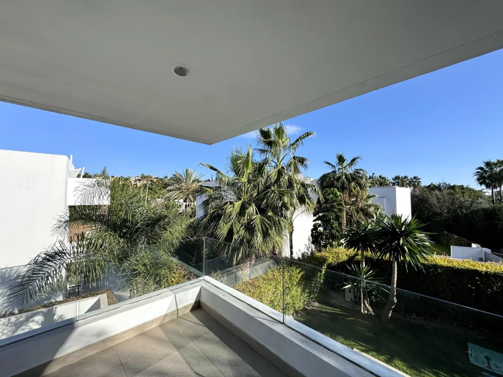 Terrasse - Luxury Villa with Pool in Estepona