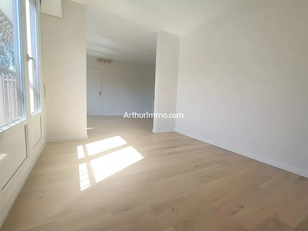 Pièces - Appartement 4 Pièces avec Balcon à Sucy-en-Brie