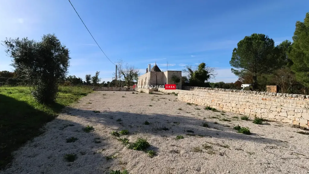 Garden - Restored Trullo with Garden in Cisternino