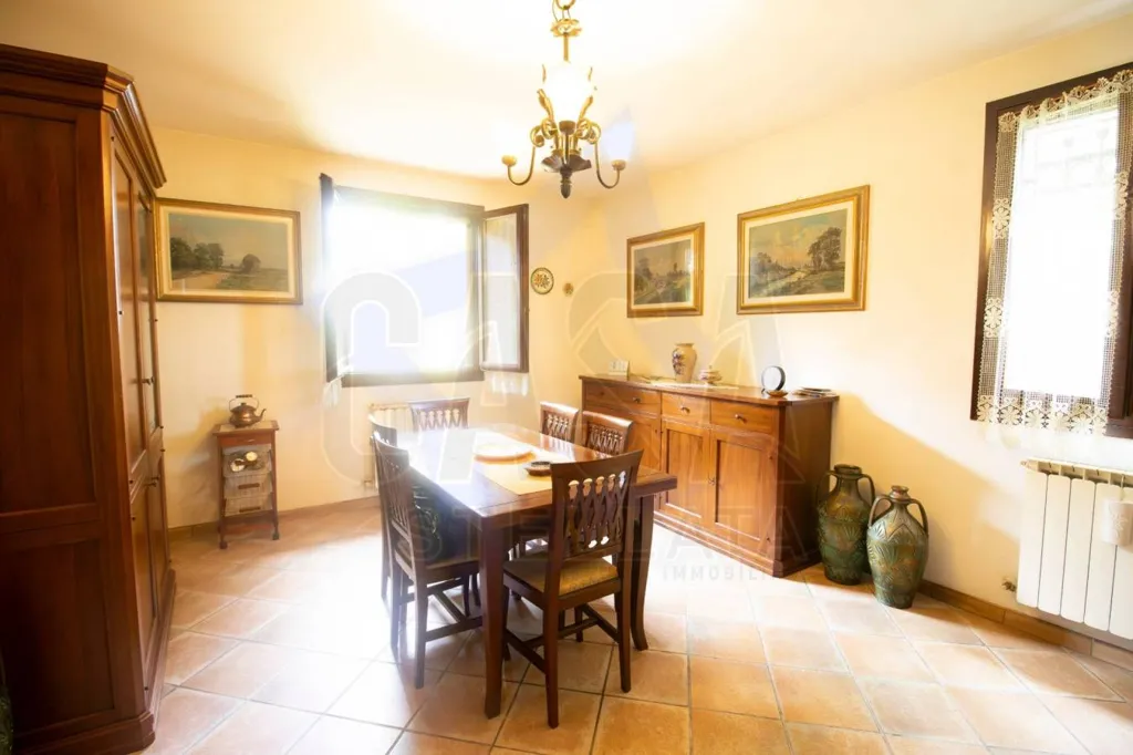 Salle à manger - Rustic Villa with Garden in Riva del Po
