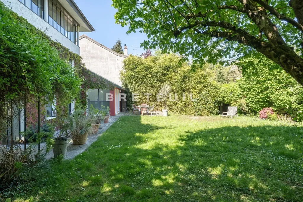 Garden - Architect's House with Garden in Garches