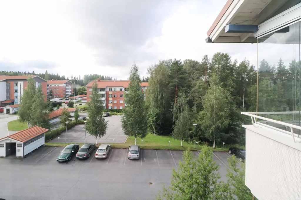 Rõdu - Bright Apartment with Balcony in Jyväskylä