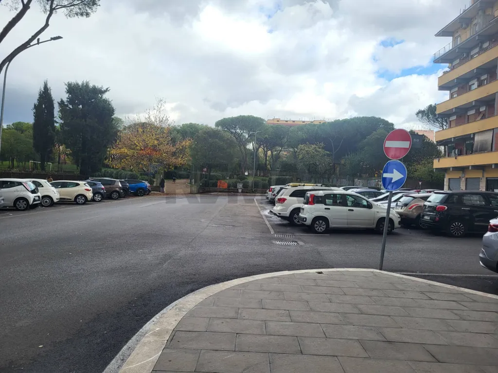 Extérieur - Commercial Space near Villa Gordiani, Rome