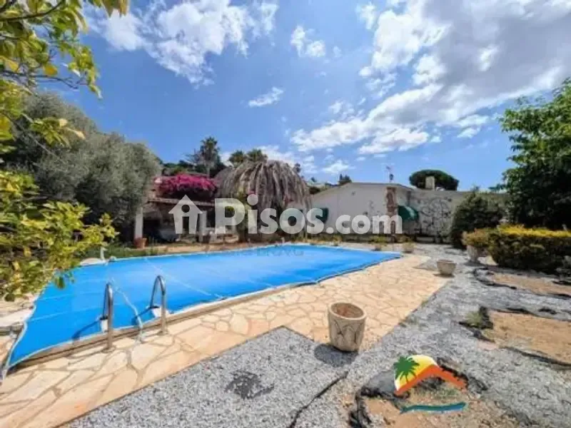Piscine - Chalet with Pool and Solar Panels in Cala Canyelles