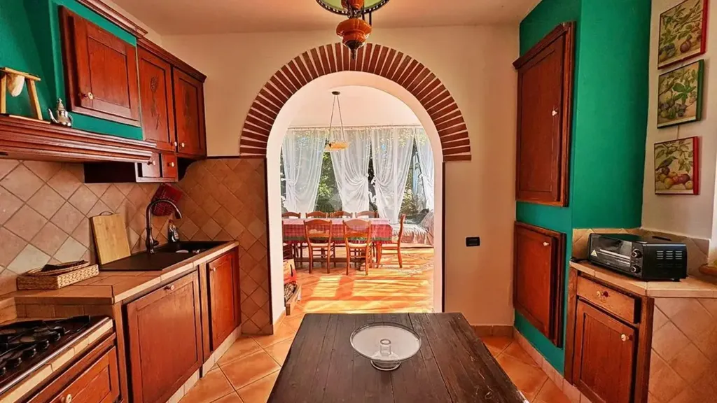 Cuisine - Renovated Villa with Pool in Fabriano