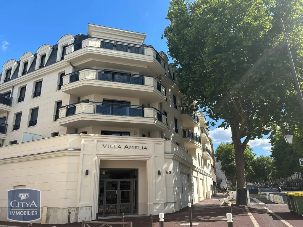 Extérieur - Box de Stationnement à Antony