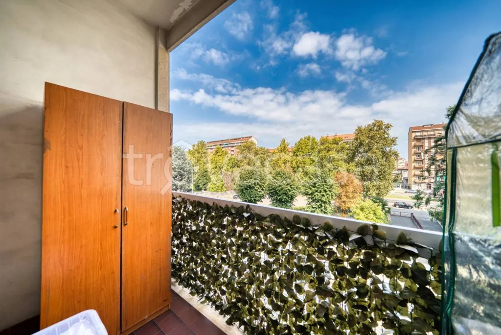 Rõdu - Newly Built Apartment with Balcony in Turin