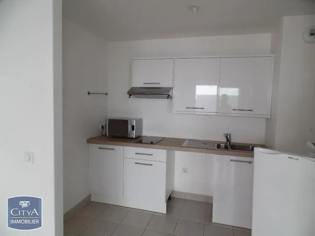 Köök - 2-Bedroom Apartment with Garage in Lille