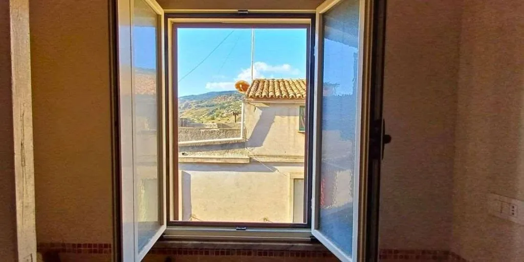 Multi-level Apartment with Sea View in Cetraro