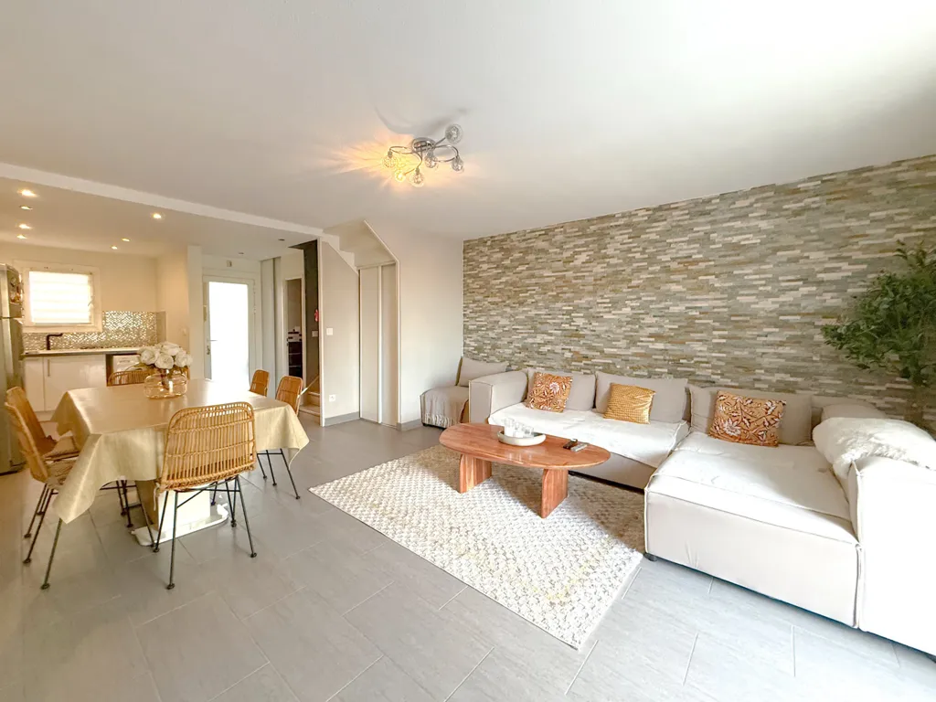 Elutuba - House with Large Terrace in Marseille 14th
