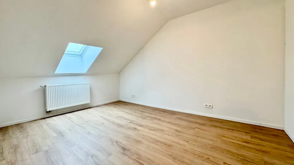 Toad - Renovated Duplex Apartment in Verviers Centre