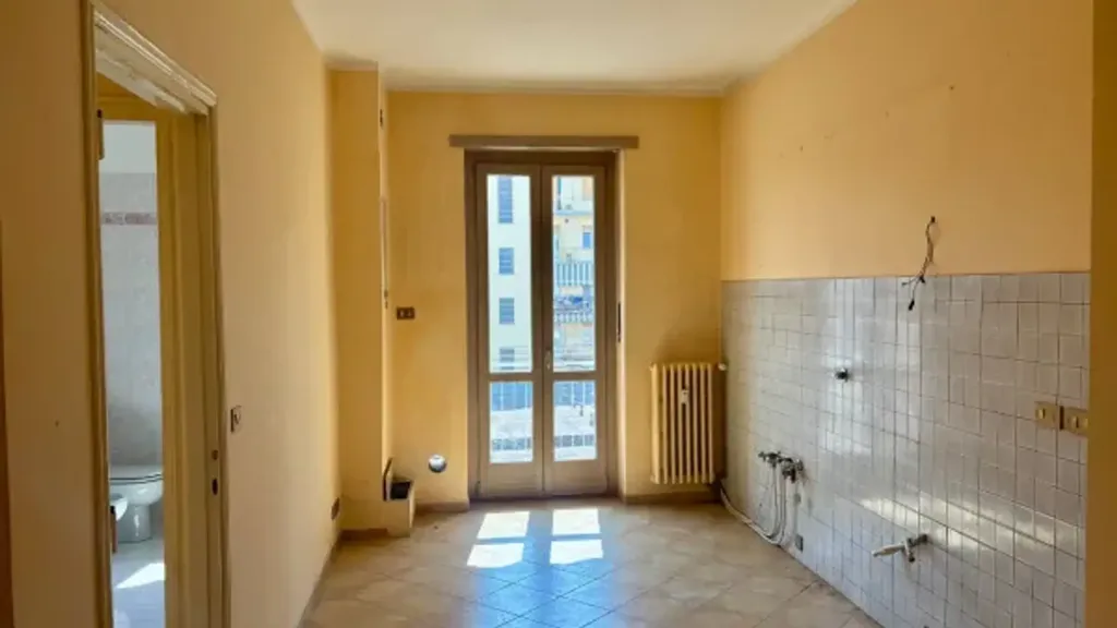 Entrée - Modernised 2-Bed Flat with Balcony in Pinerolo