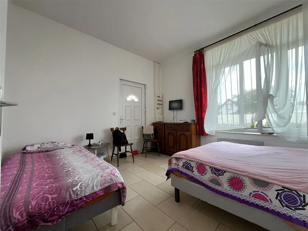 Maison 16 pièces à Dordives